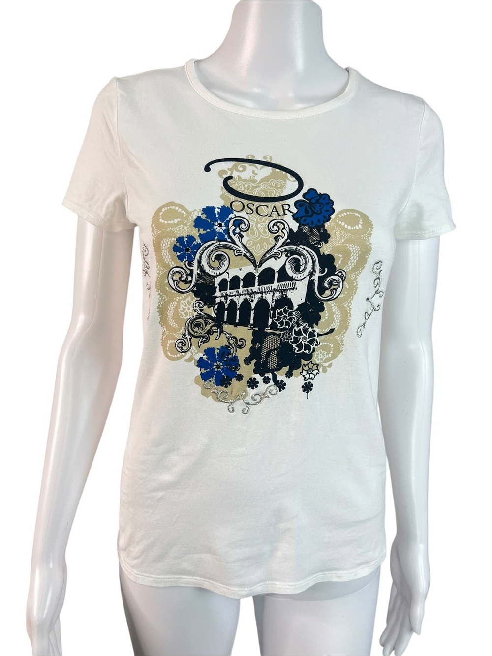 Oscar de la Renta White Short-Sleeve Tee with Blue and Beige Graphic